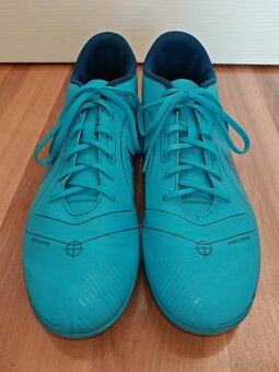 KOPAČKY NIKE VEL. EUR 44, USA 10, UK 9 - 5
