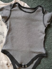 Dětské body 7 ks, vel. 12-18 měsíců, Zn. M&S - 5