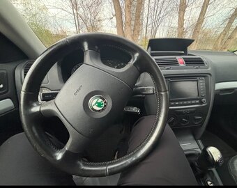 Škoda Octavia 2, 2.0 benzin , 110 kw - 5