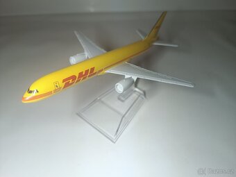 Kovový model - Boeing 757 - DHL - 5