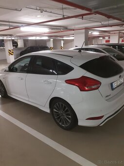 FORD FOCUS 1,5 ST-line RV2017 DPH - 5