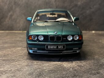 BMW M5 E34 Cecotto zelená 1:18 - 5