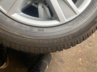 205/60R16 - 5