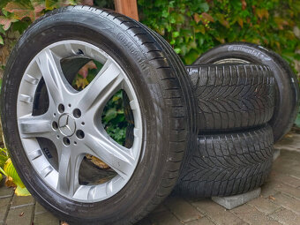 255/50/R19 Bolt Pattern: 7JX 19 / 5x112mm (5x4.4") - 5