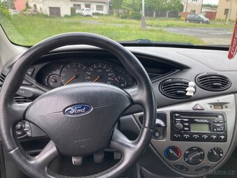 Ford Focus mk1 - 5
