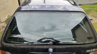 BMW 318i - 5
