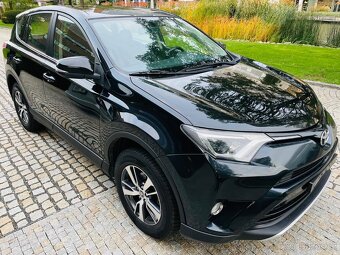 Toyota Rav4 2.0D 105KW MANUÁL 1.MAJITEL KAMERA TAŽNÉ 2WD - 5