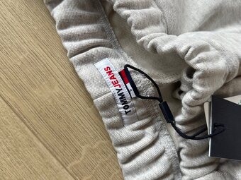 Tommy Hilfiger baggy tepláky, vel M-L, nové - 5