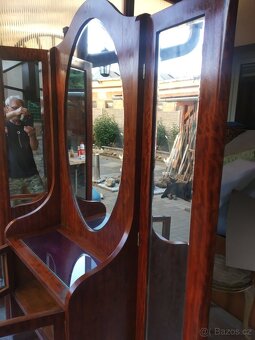 Toaletka po renovaci.I.republika Československo. - 5