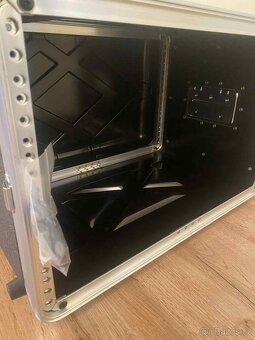 Nový rack case 6U černý - 5