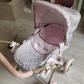 Dětský kočárek pro panenky a postylka - 5