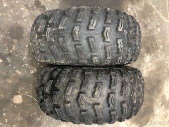 pneu s rafky 22x10-10 4x110  2ks - 5