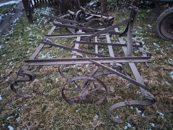 Prodám staré zemědělské stroje - 5