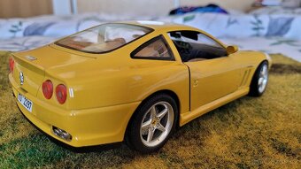 Modely aut Burago 1:18 a 1:16 výroba Itálie - 5