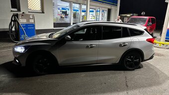 Ford Focus 2.0 Active sport st Full výbava - 5