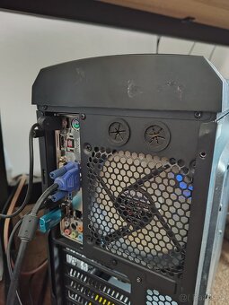 Kompletní PC Intel i5 ,8gb ram ,1tb , monitor - 5
