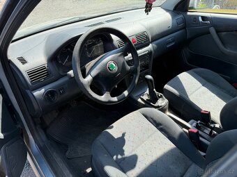 Škoda Octavia 2.0i 85kw AZJ - 5