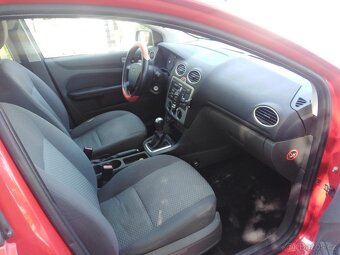 Prodám Ford Focus 1.6i 16v Benzin mk2 - 5