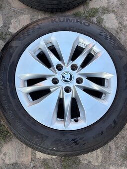 Škoda Twister litá kola R16 a letní pneu Octavia 4 - 5