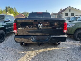 2019 Dodge RAM 1500 Classic 5,7 V8, 6-miestny - 5