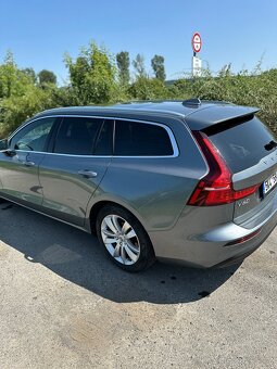 Volvo V60 D3 Momentum 2.0 diesel │ 2020 - 5