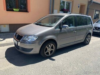 Prodám Volkswagen Touran - 5