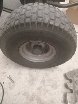 Kola, kapota, náprava na zahradní traktor - 5