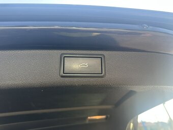 Škoda Superb 2.0 TDi 103kW serviska - 5