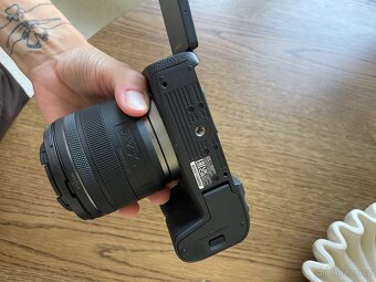 Bezzrcadlovka Canon EOS RP - 5