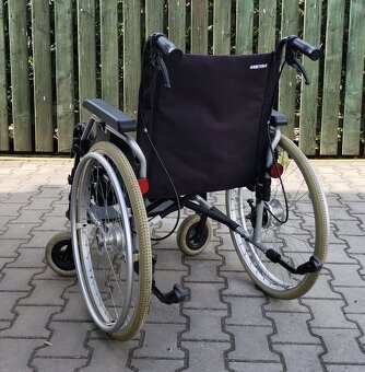 059-Mechanický invalidní vozík Meyra. - 5