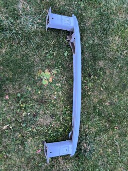 Zadní železná výztuha nárazníku pro Škoda Karoq - 5