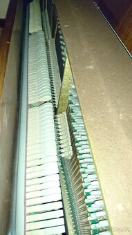 pianino značky Scholze - 5