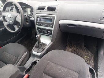 Škoda Octavia 1,6tdi 77kw r.2011 - 5