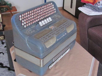 Accordiola harmonika-italska. - 5