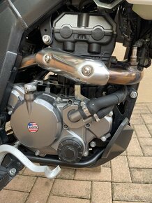 Um dsr 125sm - 5