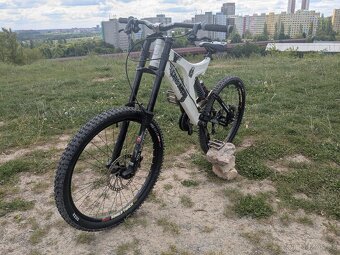 Sjezdové kolo Can Bums DH - 5