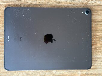 iPAD Pro 11 64GB 1.generace (2018) Cellular / LTE - 5