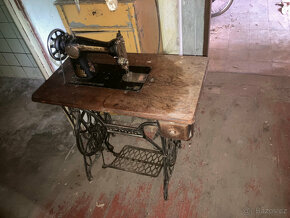 Starý (vintage) a starožitný nábytek - 5