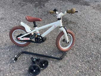 Dětské kolo 12" Cube 120 - 5