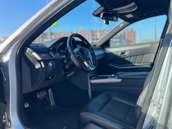 Mercedes-Benz E 300 Bluetec HYBRID Distronic+ AMG - 5
