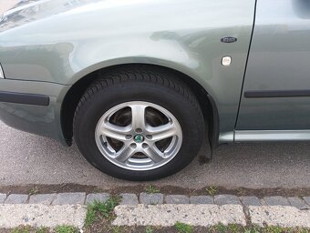 Škoda 1,6 benzín bez koroze - 5