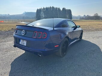 Prodám Ford Mustang 3,7 - 5