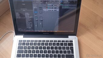 MacBook pro - 5