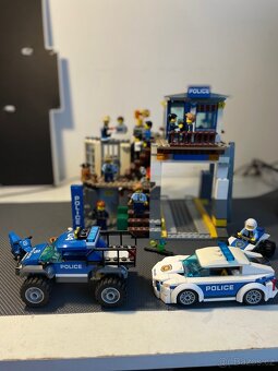LEGO City 60174 Lesní policejní stanice + 60239 - 5