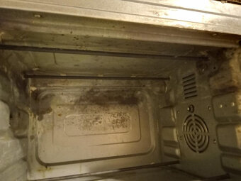 Mini trouba Siguro s otočným grilem, malá a lehká - 5