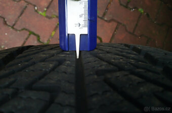 Pneu Goodyear UltraGrip 245/45/17 2 ks - 5