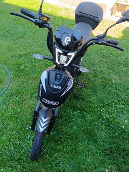 E Babeta limitovaná edice Racceway - 5