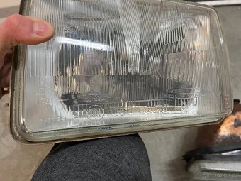 Přední světla Škoda 120 l - 5