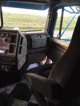 Freightliner FLC 1985 - výborný stav - 5