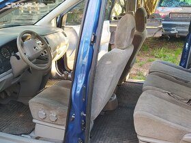 Mazda MPV 2001 na náhradní díly - 5